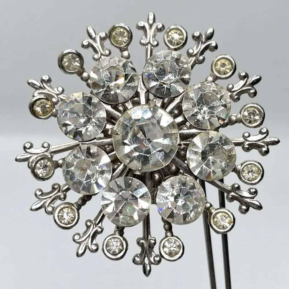 Vintage Coro White Glass Snow Flake Floral Brooch Pin Statement Stunning Bold